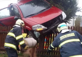 Způsoby, jak odškodnit poškozeného lze uvedením do původního stavu, nebo peněžitou náhradou.